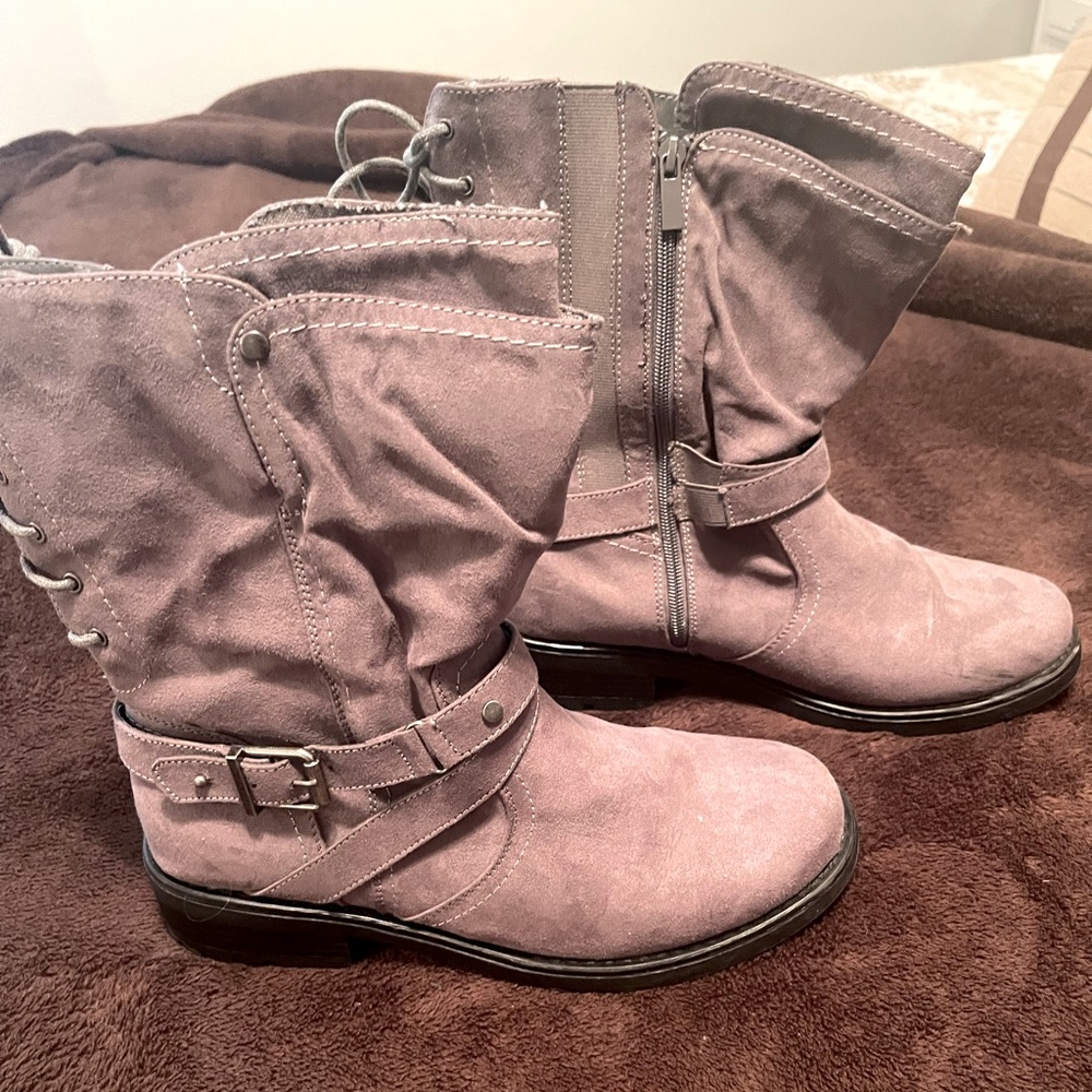 Torrid women’s grey moto boot